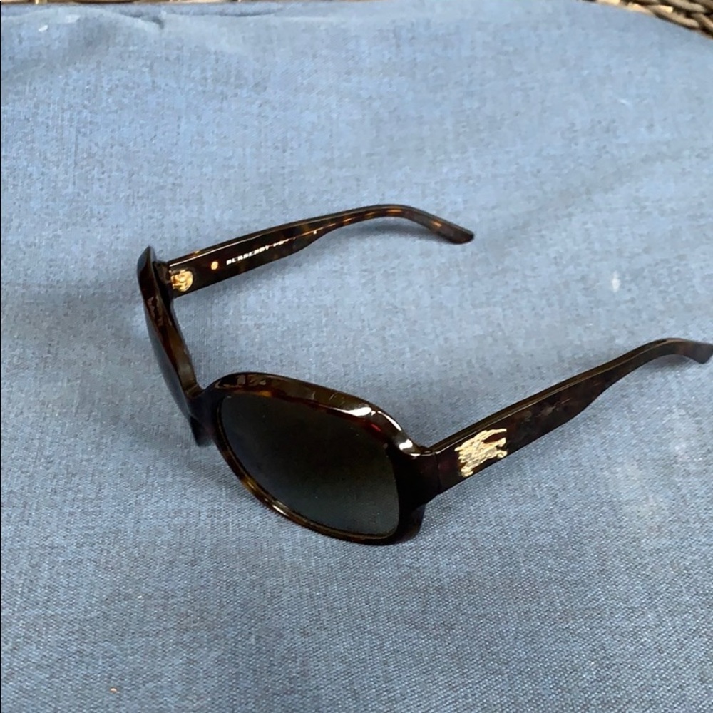 Burberry women’s sunglasses